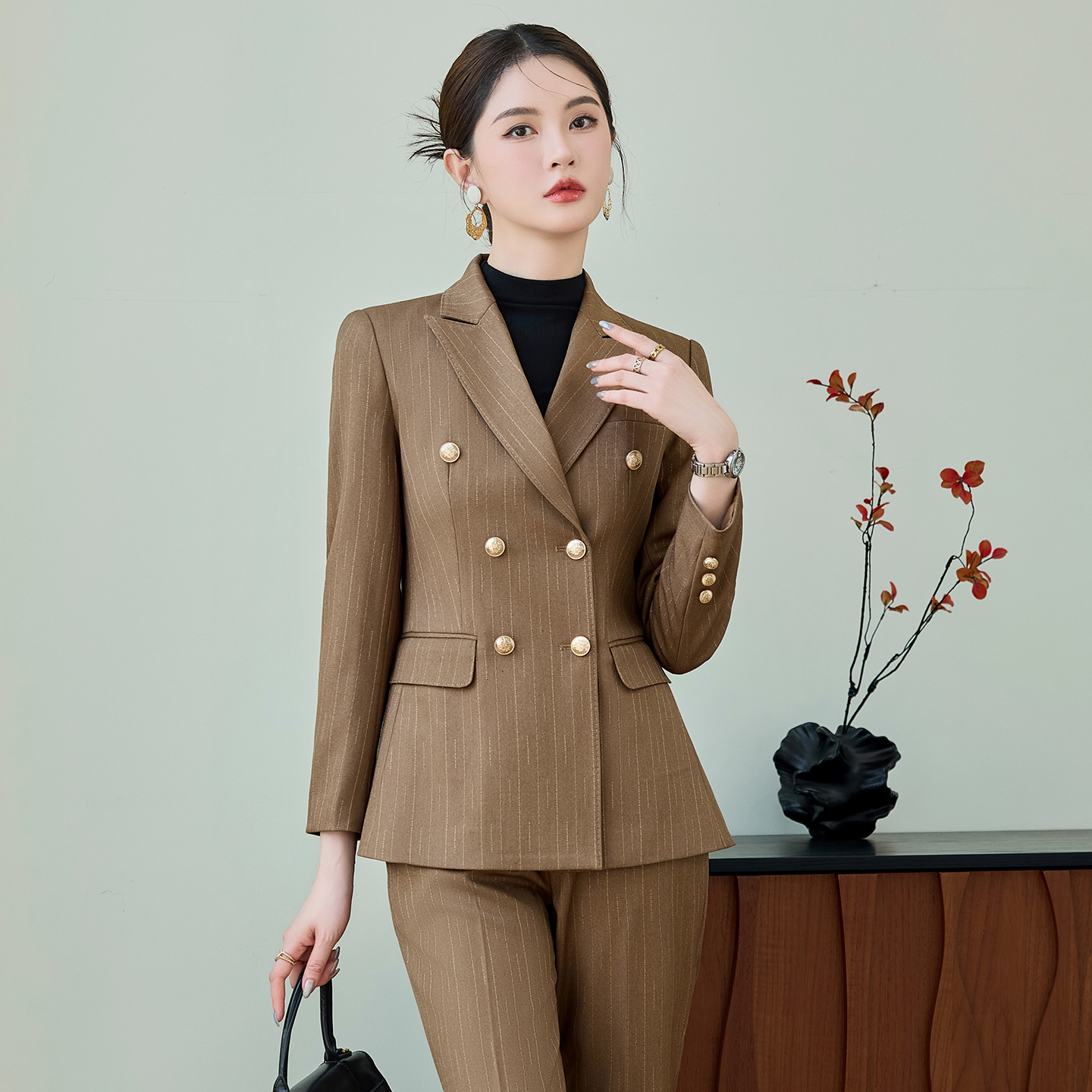 High end striped double breasted suit jacket for women, autumn new style, simple and capable temperament, commuting formal suit set High end striped double breasted suit jacket for women, autumn new style, simple and capable temperament, commuting formal suit set