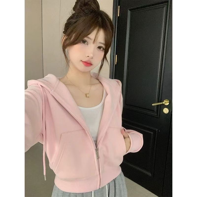 Short zipper hooded sweatshirt for women in early autumn 2025, new small and fashionable style, simple temperament, casual versatile jacket Short zipper hooded sweatshirt for women in early autumn 2025, new small and fashionable style, simple temperament, casual versatile jacket