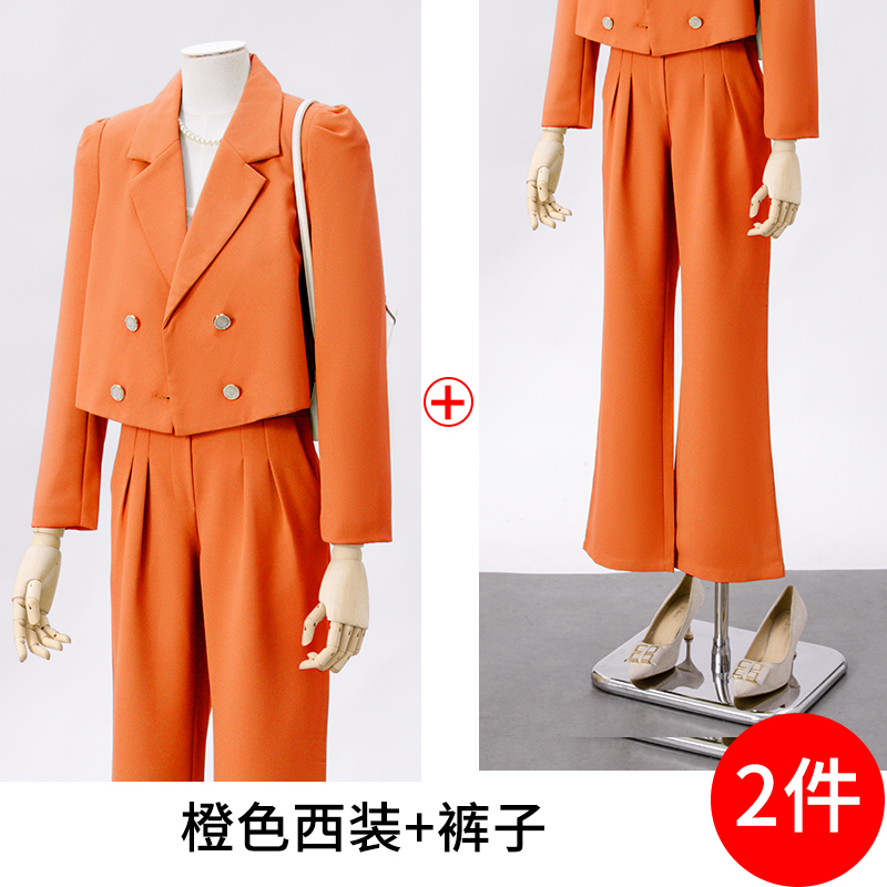 Small double breasted suit set for women in early autumn 2025, fashionable and minimalist design, niche temperament suit Small double breasted suit set for women in early autumn 2025, fashionable and minimalist design, niche temperament suit