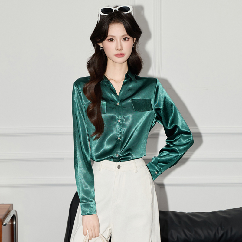 2025 Fashion Simple Temperament Single breasted Shirt Small Shirt Women's Early Autumn Design Sense High end Acetate Satin Shirt 2025 Fashion Simple Temperament Single breasted Shirt Small Shirt Women's Early Autumn Design Sense High end Acetate Satin Shirt
