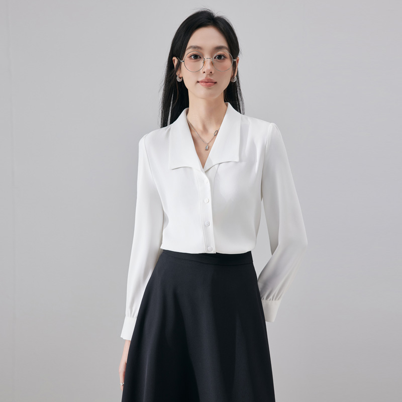 Fashionable and stylish blue shirt for reducing age, women's 2025 autumn new casual versatile OL fashionable and simple shirt