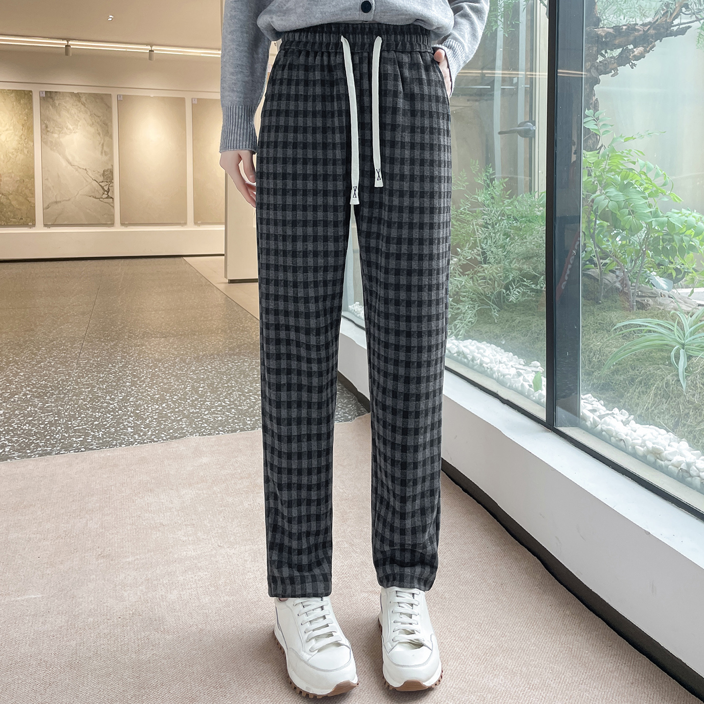 Small woolen casual pants for women in autumn 2025, with a simple temperament and OL casual versatile elastic waisted pants Small woolen casual pants for women in autumn 2025, with a simple temperament and OL casual versatile elastic waisted pants