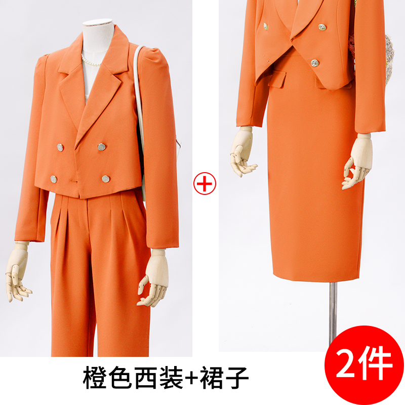 Small double breasted suit set for women in early autumn 2025, fashionable and minimalist design, niche temperament suit Small double breasted suit set for women in early autumn 2025, fashionable and minimalist design, niche temperament suit