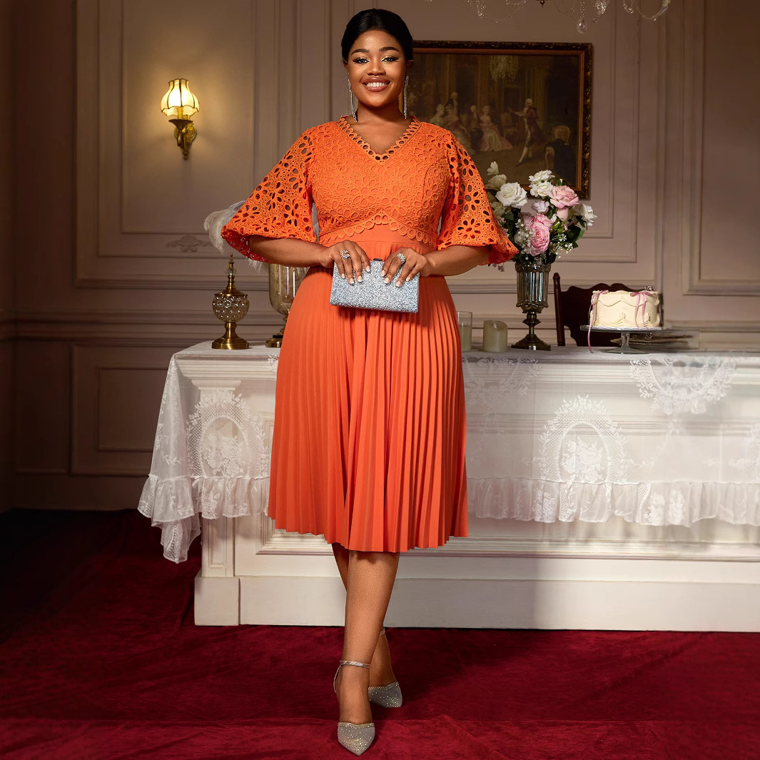 Large lace hollowed out patterned bubble sleeve dress with V-neck for slimming, A-list elegant pleated skirt, party dress