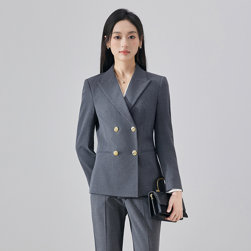 High end professional women's double breasted suit set for autumn and winter 2025, simple and capable temperament, goddess style commuting suit High end professional women's double breasted suit set for autumn and winter 2025, simple and capable temperament, goddess style commuting suit