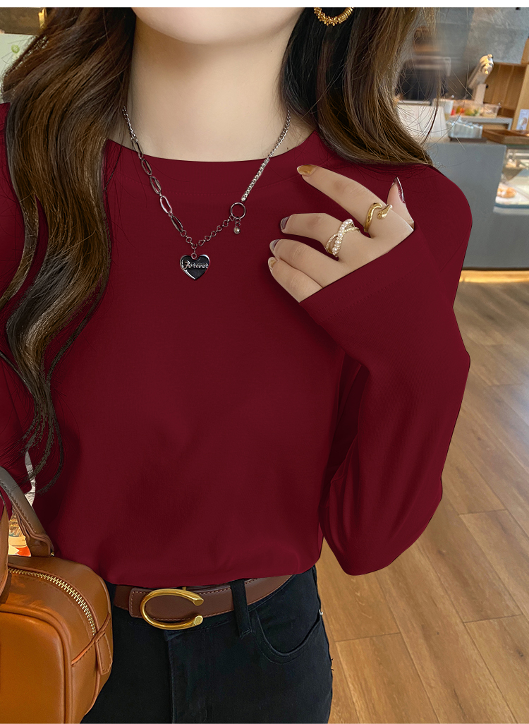 Short round neck T-shirt for women in autumn 2025, slim fit and slimming style, casual and versatile small base shirt Short round neck T-shirt for women in autumn 2025, slim fit and slimming style, casual and versatile small base shirt