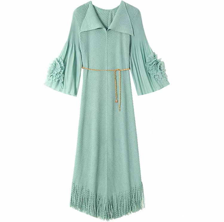 Miyake 2025 new pleated fish scale pleated dress with floral sleeves, tassel oversized women's clothing, elegant foreign trade, cross-border Miyake 2025 new pleated fish scale pleated dress with floral sleeves, tassel oversized women's clothing, elegant foreign trade, cross-border