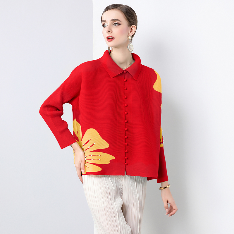Miyake printed new cardigan top with small fragrance, fresh pleats, nail beads, loose and fashionable batball sleeves, slimming shirt Miyake printed new cardigan top with small fragrance, fresh pleats, nail beads, loose and fashionable batball sleeves, slimming shirt