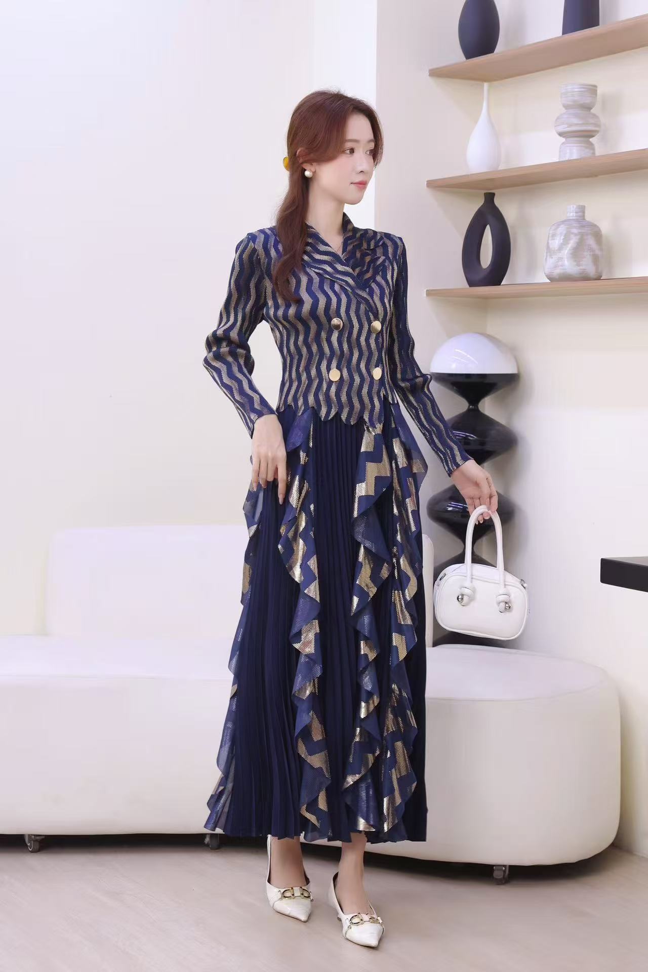 European and American cross-border three bedroom patchwork lotus leaf edge hot stamping pleated dress suit collar double breasted waist cinched long sleeved dress