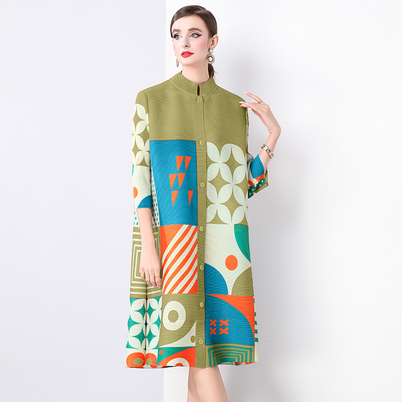 Sanzhai Spring and Autumn Mid length Loose Printed Slimming and Age Reducing Large Size MM Stand up Collar Folded Nine Inch Sleeve Dress Sanzhai Spring and Autumn Mid length Loose Printed Slimming and Age Reducing Large Size MM Stand up Collar Folded Nine Inch Sleeve Dress