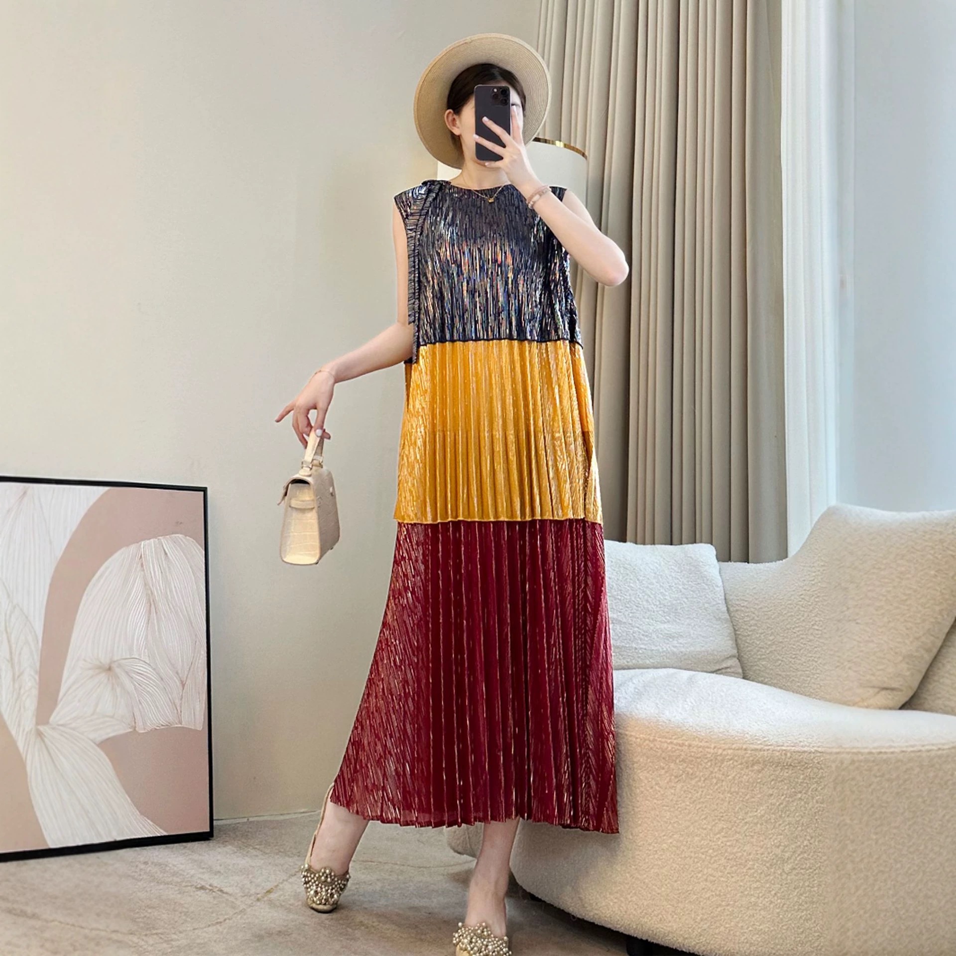 Miyake Seaside Vacation Skirt with Wrinkle Style, Loose and Slimming Tank Top, Gold Plated 2025 Summer High end Thin Dress Miyake Seaside Vacation Skirt with Wrinkle Style, Loose and Slimming Tank Top, Gold Plated 2025 Summer High end Thin Dress