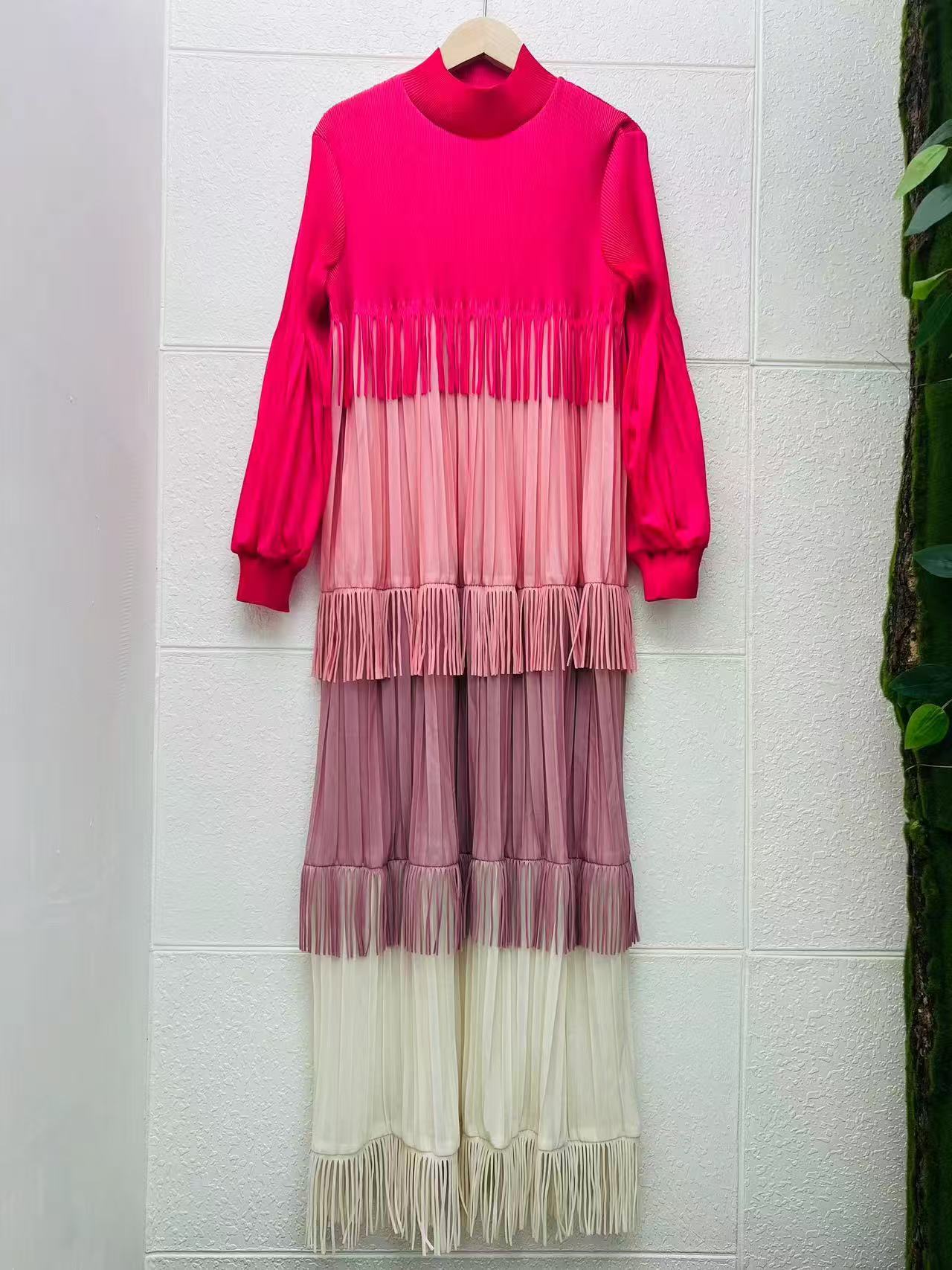 Miyake Europe and America Cross border Color blocked Heavy Industry Large Sized Tassel Splicing Wrinkle Dress Design Feel Loose New High End Customization Miyake Europe and America Cross border Color blocked Heavy Industry Large Sized Tassel Splicing Wrinkle Dress Design Feel Loose New High End Customization