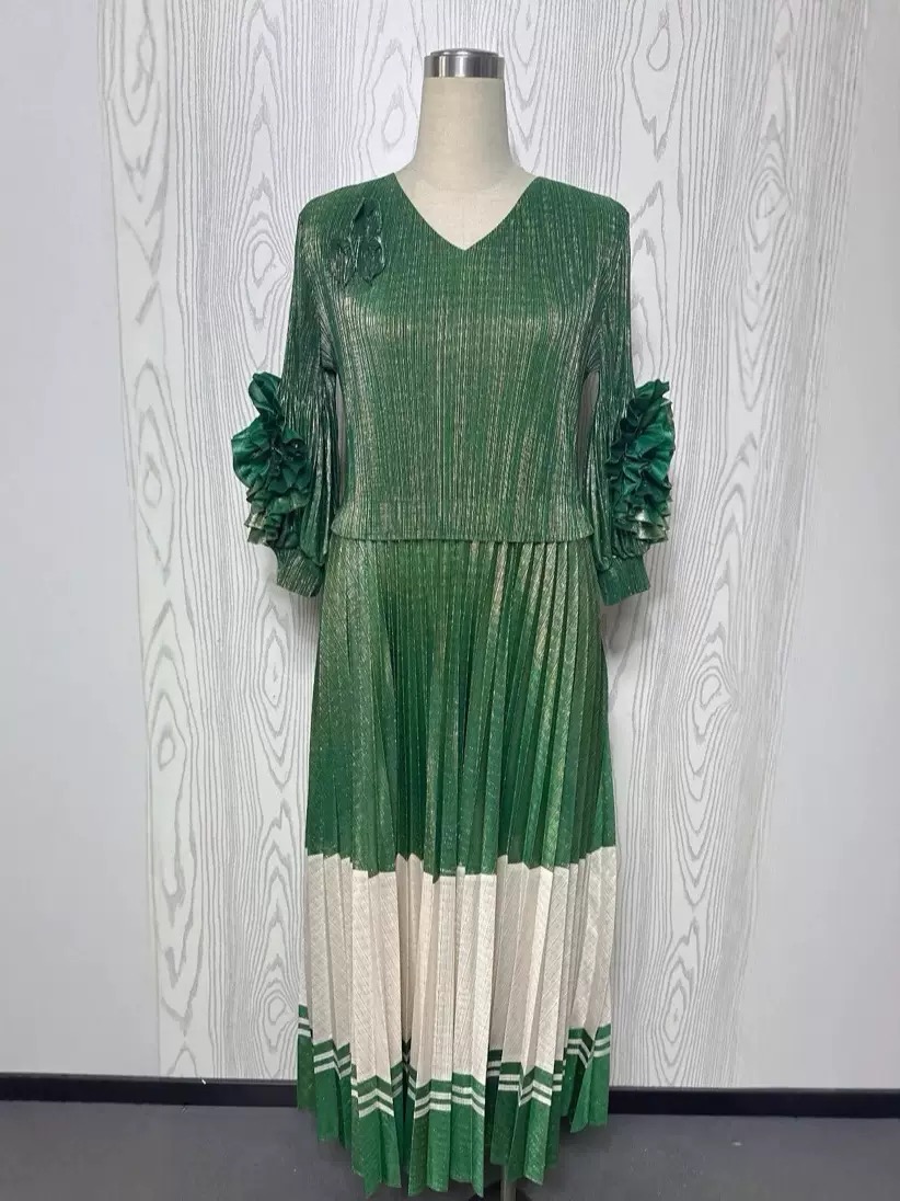 European, American, Middle Eastern Hand Embroidered Folded Gold Plated Dress Cross border 3D Decoration Loose and Elegant Autumn Long Dress