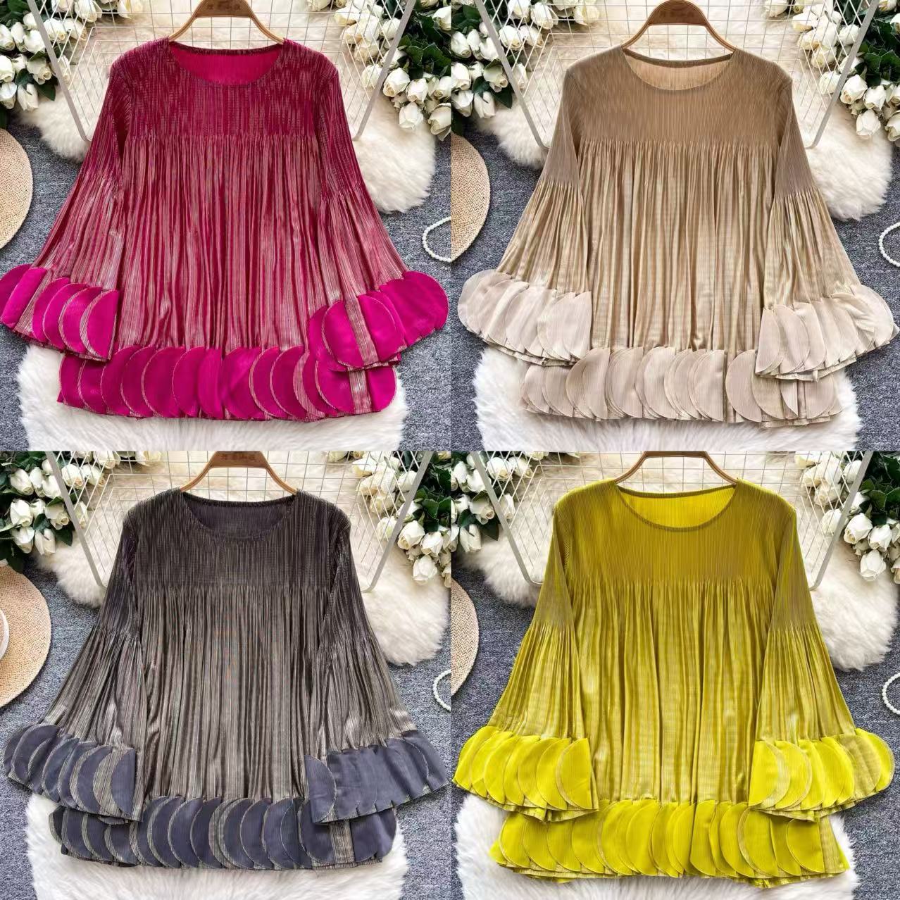 Gold foil pleated three-dimensional decoration loose autumn style ruffle top cross-border flared sleeve pleated design women's T-shirt Gold foil pleated three-dimensional decoration loose autumn style ruffle top cross-border flared sleeve pleated design women's T-shirt