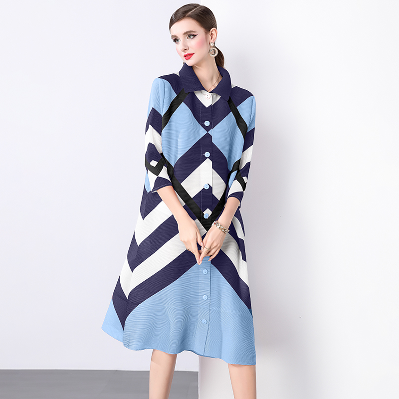 Miyake Spring and Autumn Korean version loose plus size medium long pleated shirt skirt, female design sense, niche casual shirt jacket Miyake Spring and Autumn Korean version loose plus size medium long pleated shirt skirt, female design sense, niche casual shirt jacket