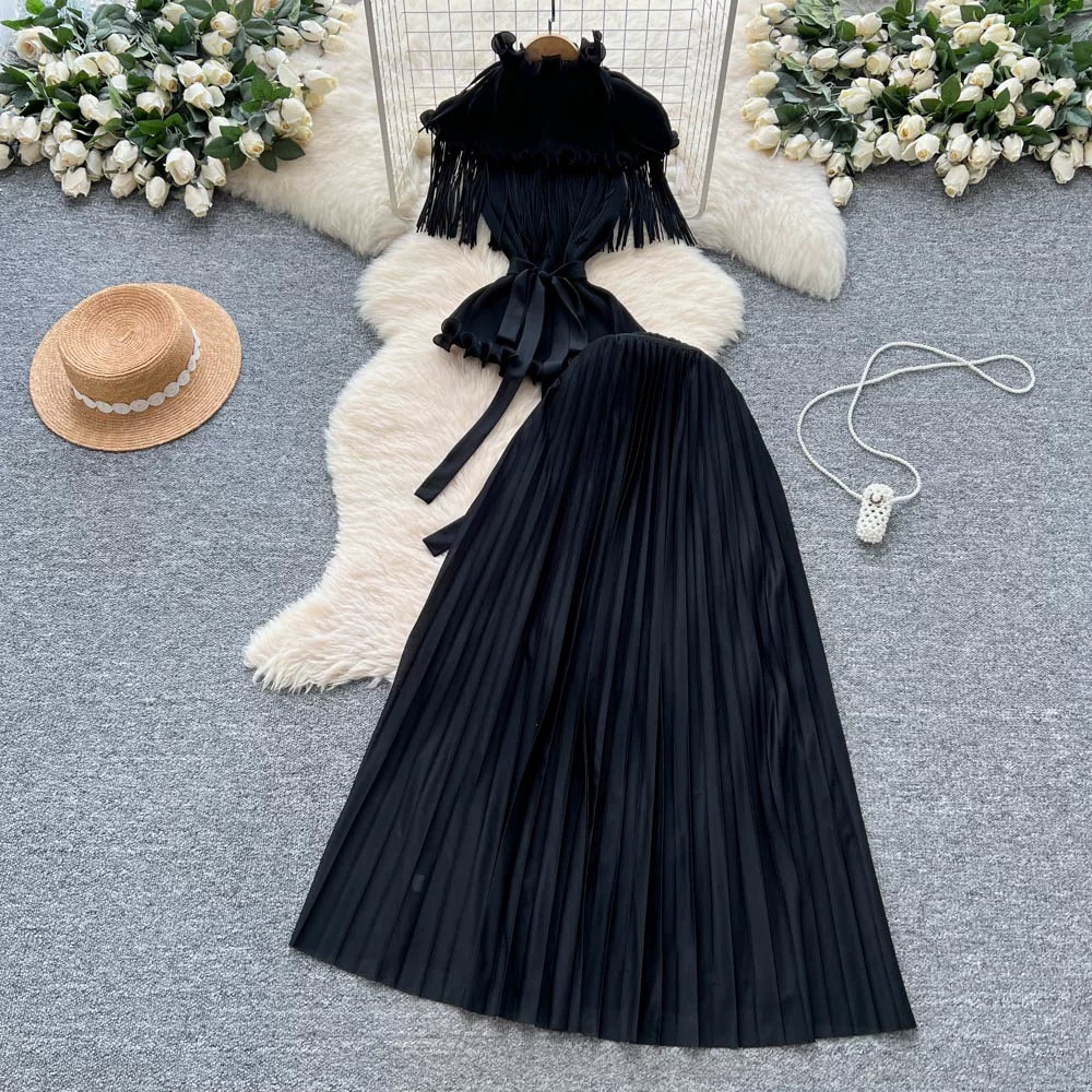 Wrinkled European and American cross-border mushroom edge tassel design with a sense of cinching waist top, pleated skirt, versatile half skirt, light luxury set Wrinkled European and American cross-border mushroom edge tassel design with a sense of cinching waist top, pleated skirt, versatile half skirt, light luxury set