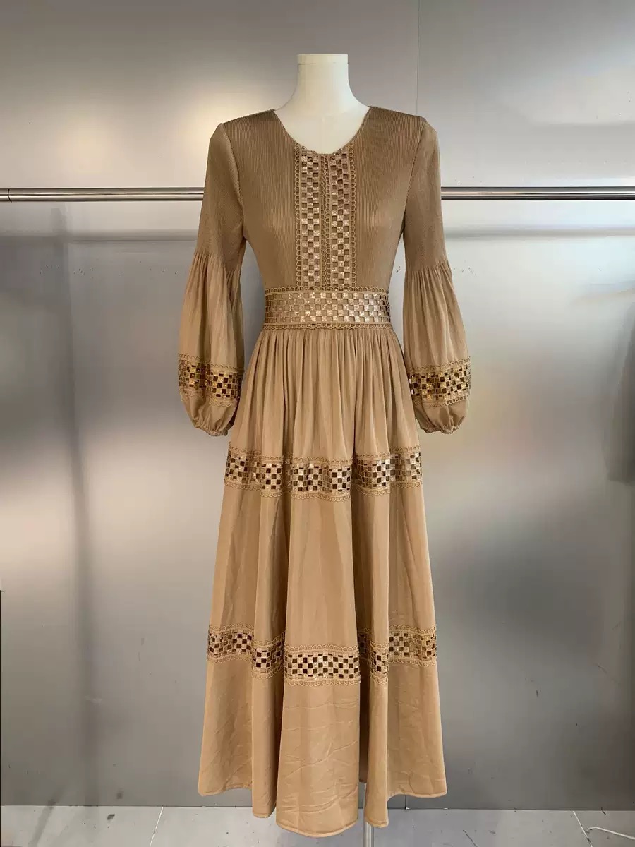 New cross-border three bedroom bohemian style embroidered lace hollow sequin pleated European, American, and African lace dress