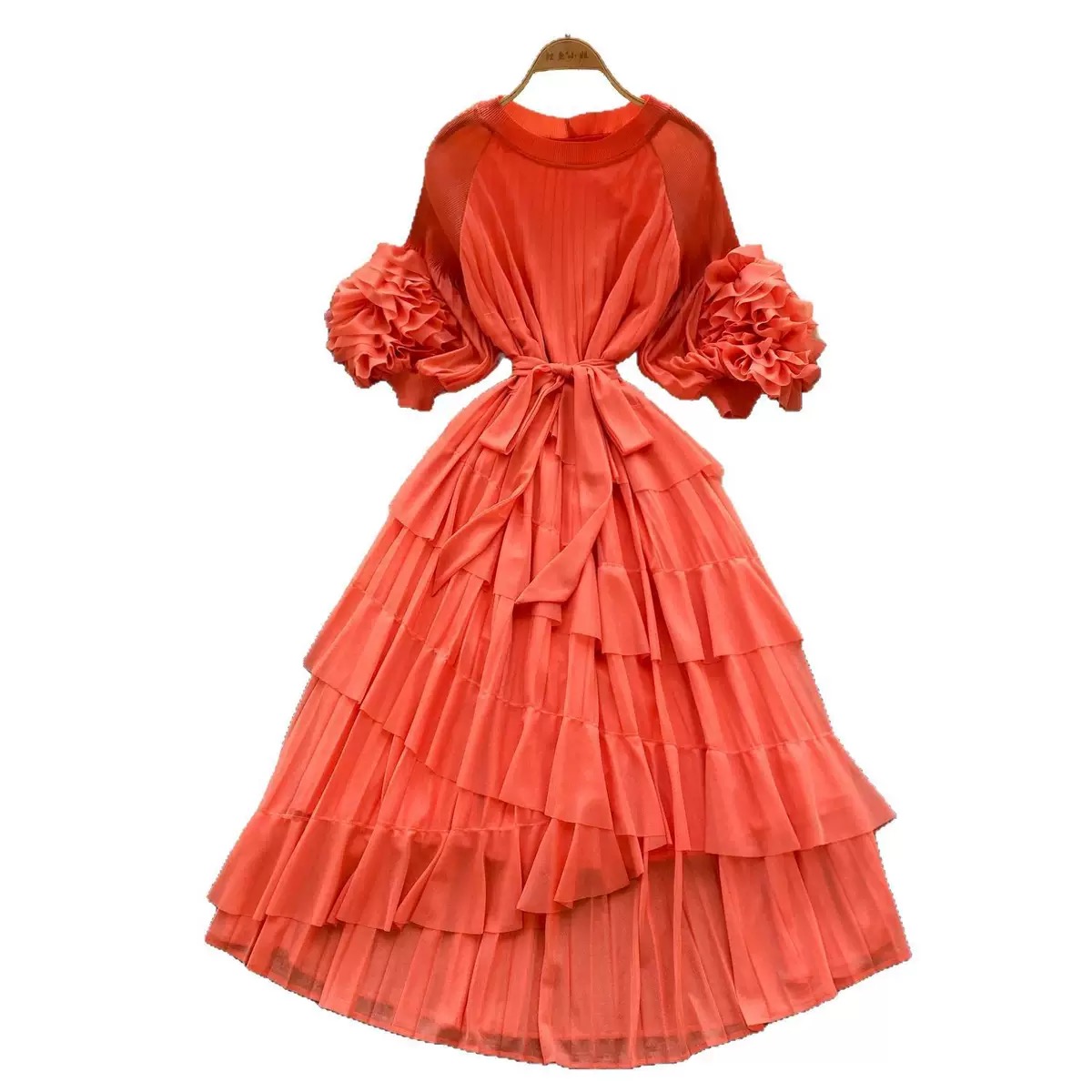 Miyake European and American retro palace style design with bubble sleeves, hand waving flower round neck, large size pleated, foreign trade cross-border women's clothing Miyake European and American retro palace style design with bubble sleeves, hand waving flower round neck, large size pleated, foreign trade cross-border women's clothing