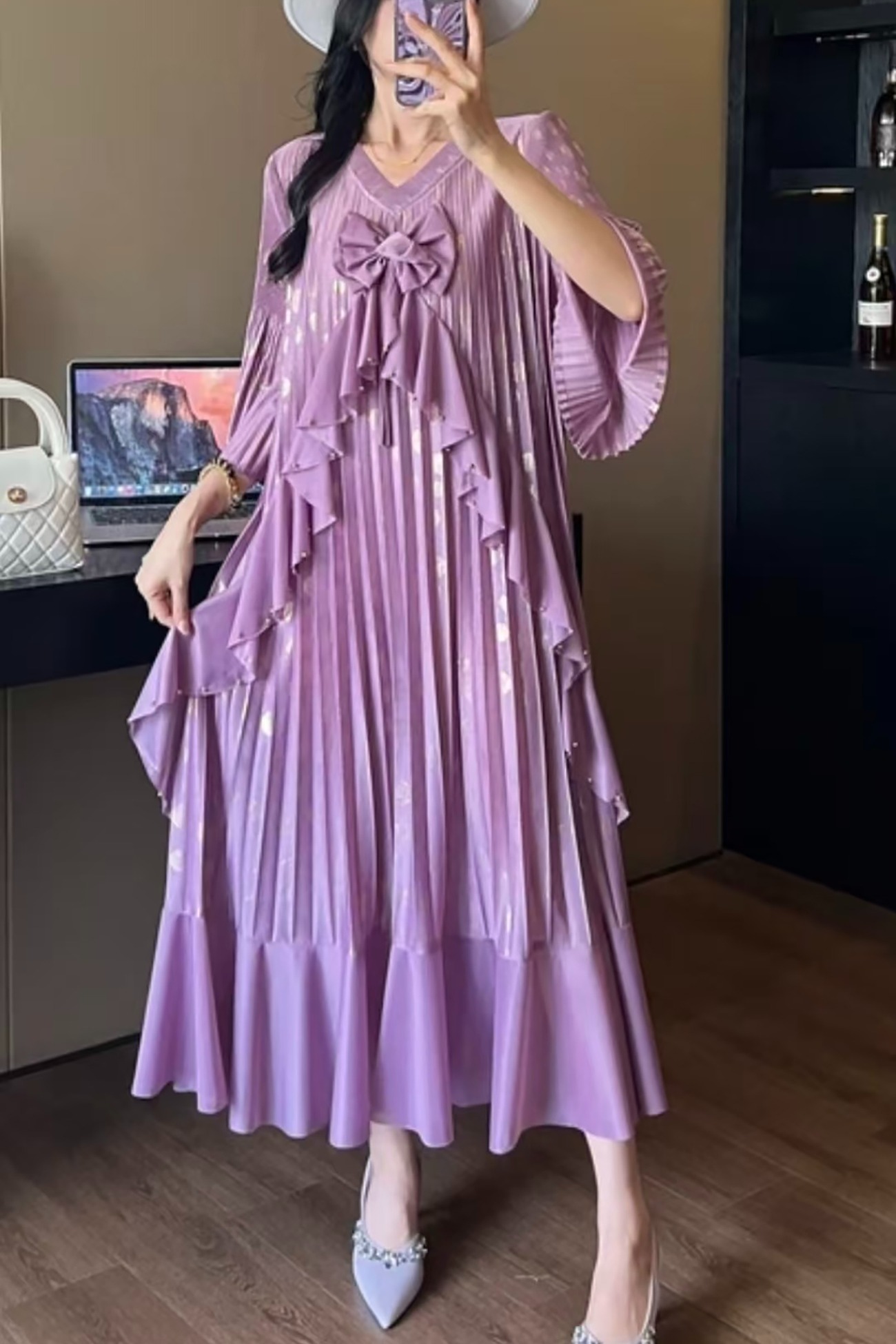 Miyake French style light luxury ruffle edge butterfly bow pleated trumpet sleeve hot stamping small fragrant style dress design feeling nail beads Miyake French style light luxury ruffle edge butterfly bow pleated trumpet sleeve hot stamping small fragrant style dress design feeling nail beads