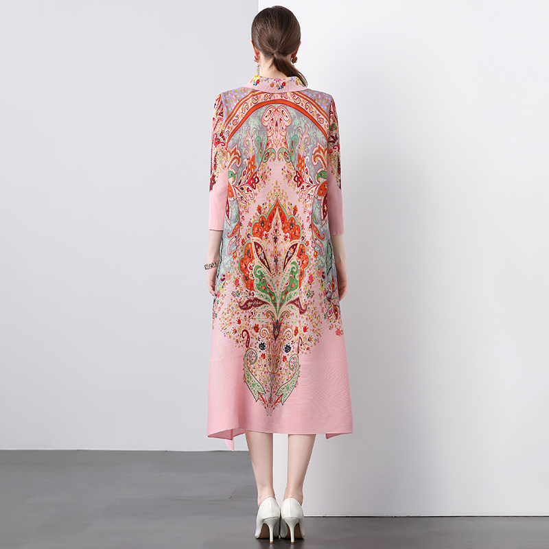 Sanzhai Spring and Autumn Mid length Loose Printed Slimming and Age Reducing Large Size MM Dress with Collar Fold and Nine Cent Sleeve Sanzhai Spring and Autumn Mid length Loose Printed Slimming and Age Reducing Large Size MM Dress with Collar Fold and Nine Cent Sleeve