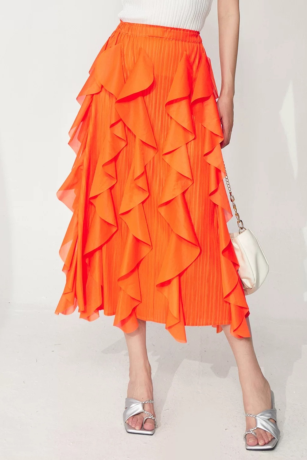 Miyake 2025 design sense: Summer irregular ruffle edge women's half skirt, new European and American pleated high waisted mid length skirt Miyake 2025 design sense: Summer irregular ruffle edge women's half skirt, new European and American pleated high waisted mid length skirt