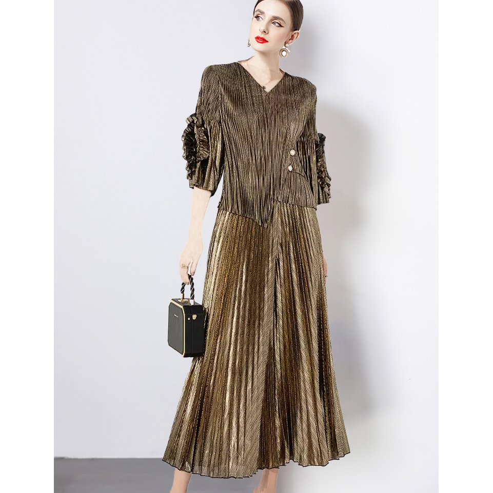 Miyake European and American retro style hot stamping pleated set, three-dimensional plate flower trumpet sleeve top+high waist wide leg long pants