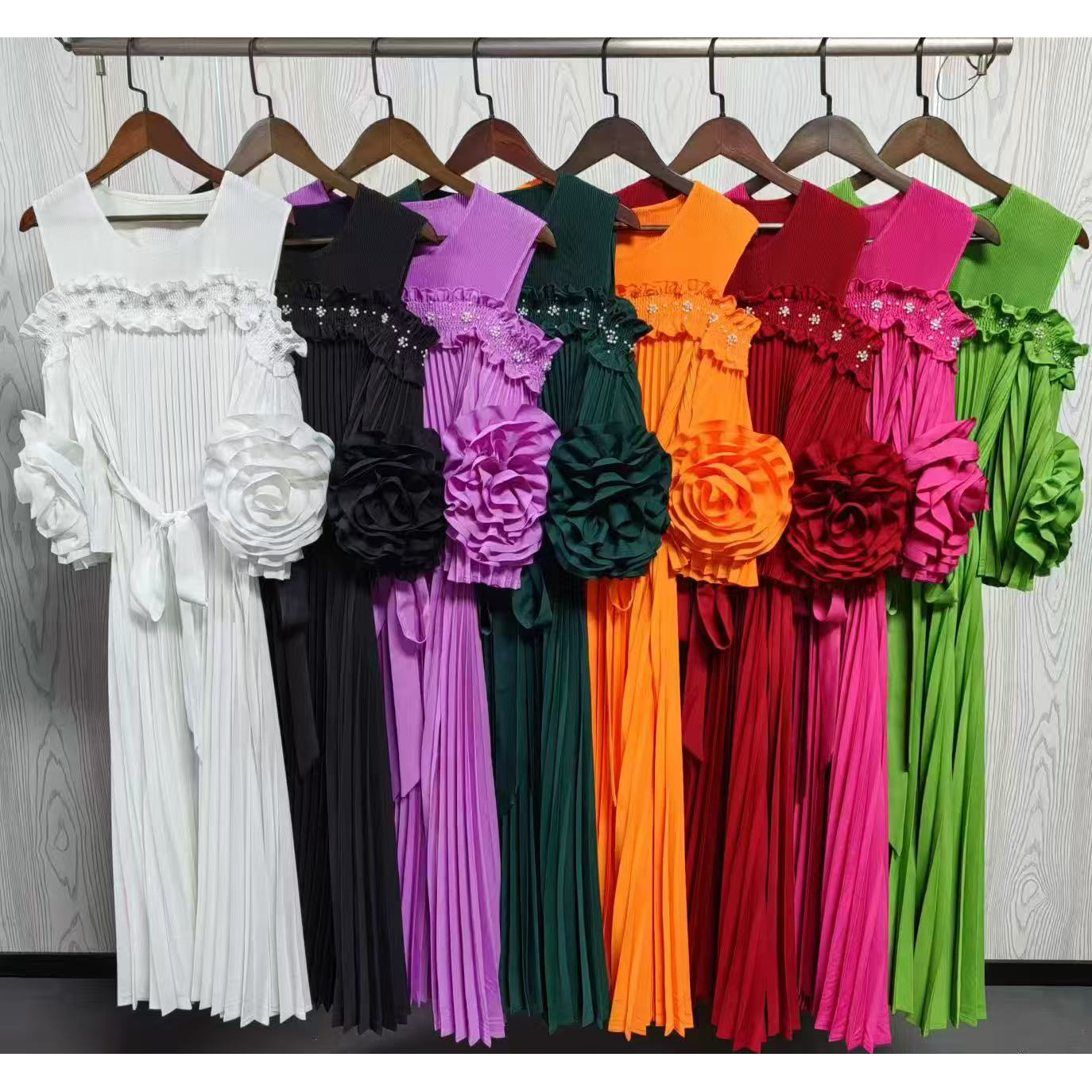 Miyake 2025 new one shoulder flared sleeve three-dimensional flower waist cinching slimming women's pleated dress cross-border nail bead