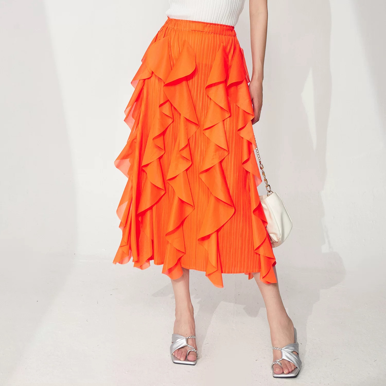 Miyake 2025 design sense: Summer irregular ruffle edge women's half skirt, new European and American pleated high waisted mid length skirt Miyake 2025 design sense: Summer irregular ruffle edge women's half skirt, new European and American pleated high waisted mid length skirt