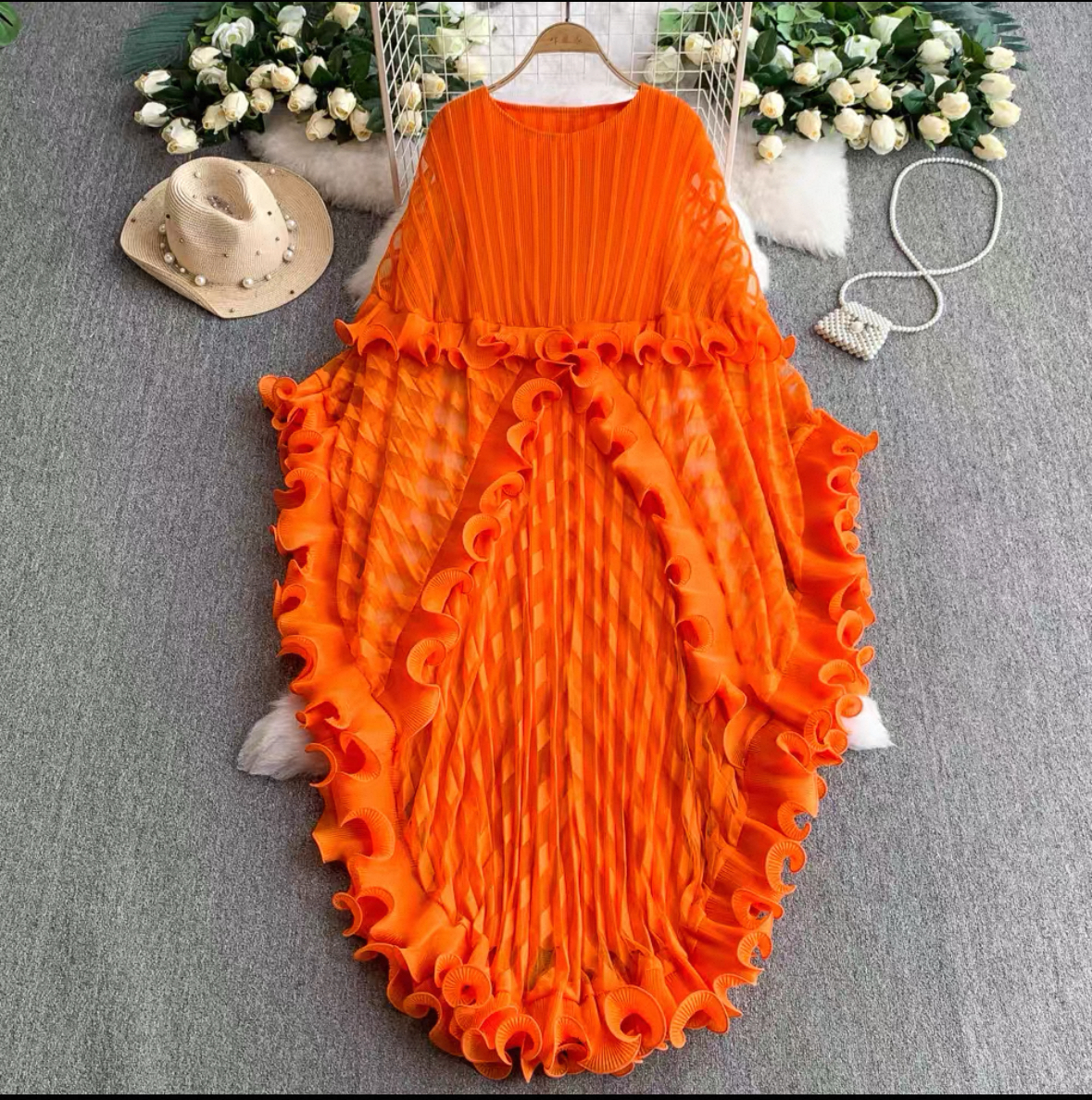 Sanzhai Foreign Trade Secret Edge Mushroom Edge Mesh Fake Two Irregular Design Fold Dress Large Women's Wear Sanzhai Foreign Trade Secret Edge Mushroom Edge Mesh Fake Two Irregular Design Fold Dress Large Women's Wear