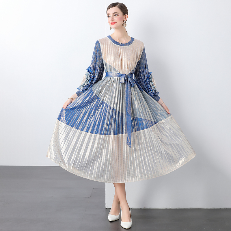Miyake 2025 Cross border High end Hot Stamped Lantern Sleeve Folded Dress with Strap up 3D Decorative Flower Fairy Style Skirt Miyake 2025 Cross border High end Hot Stamped Lantern Sleeve Folded Dress with Strap up 3D Decorative Flower Fairy Style Skirt