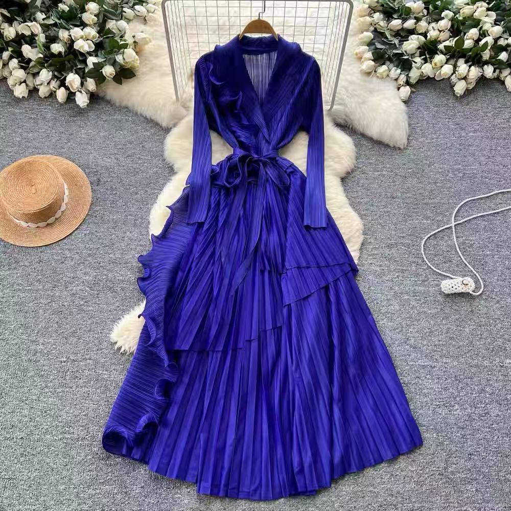 Wrinkled European and American fungus side length skirt with autumn design sense, ruffled edge straps, waist cinching suit collar dress, cross-border women's dress Wrinkled European and American fungus side length skirt with autumn design sense, ruffled edge straps, waist cinching suit collar dress, cross-border women's dress